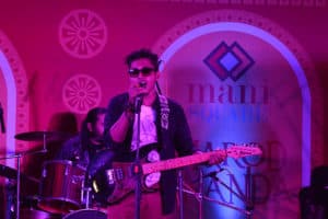 On puja 13.10.2015, Mani Square Mall