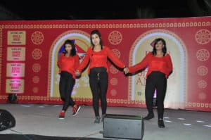 On puja 14.10.2015, Mani Square Mall